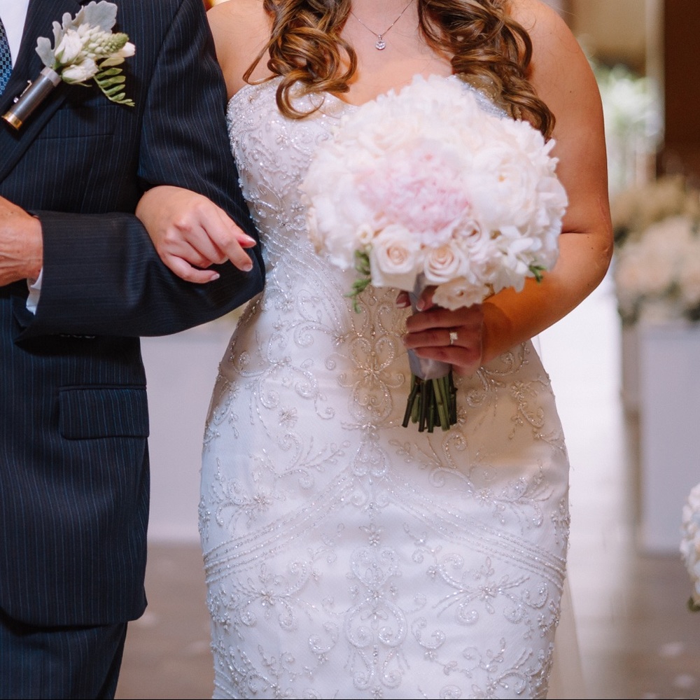 Maggie Sottero & Midgley ivory wedding gown 10 12